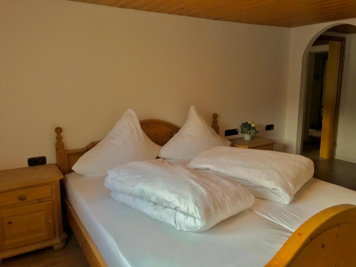 Gasthof Hirsch Hotell Hirschegg  Exteriör bild